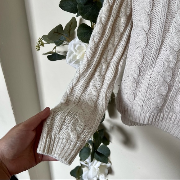 🖤 Garage Knit Crop Sweater - Picture 5 of 6